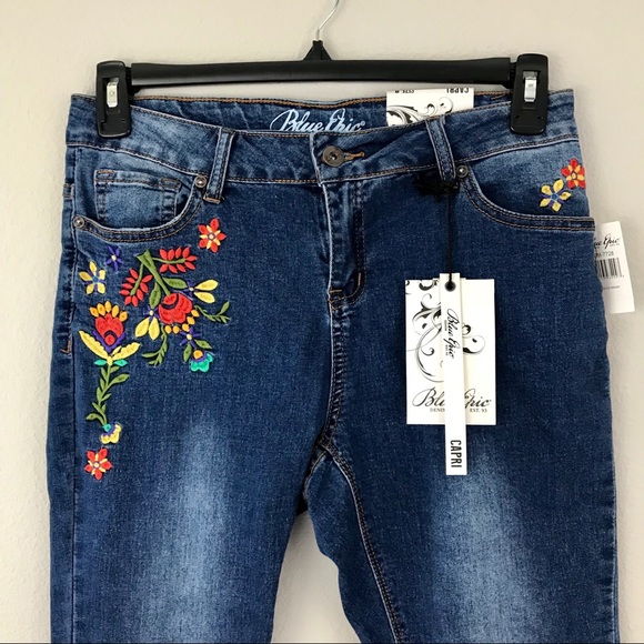 Blue Epic Jeans Nwt Distressed Flowers Capri Blue Jeans Size 8
